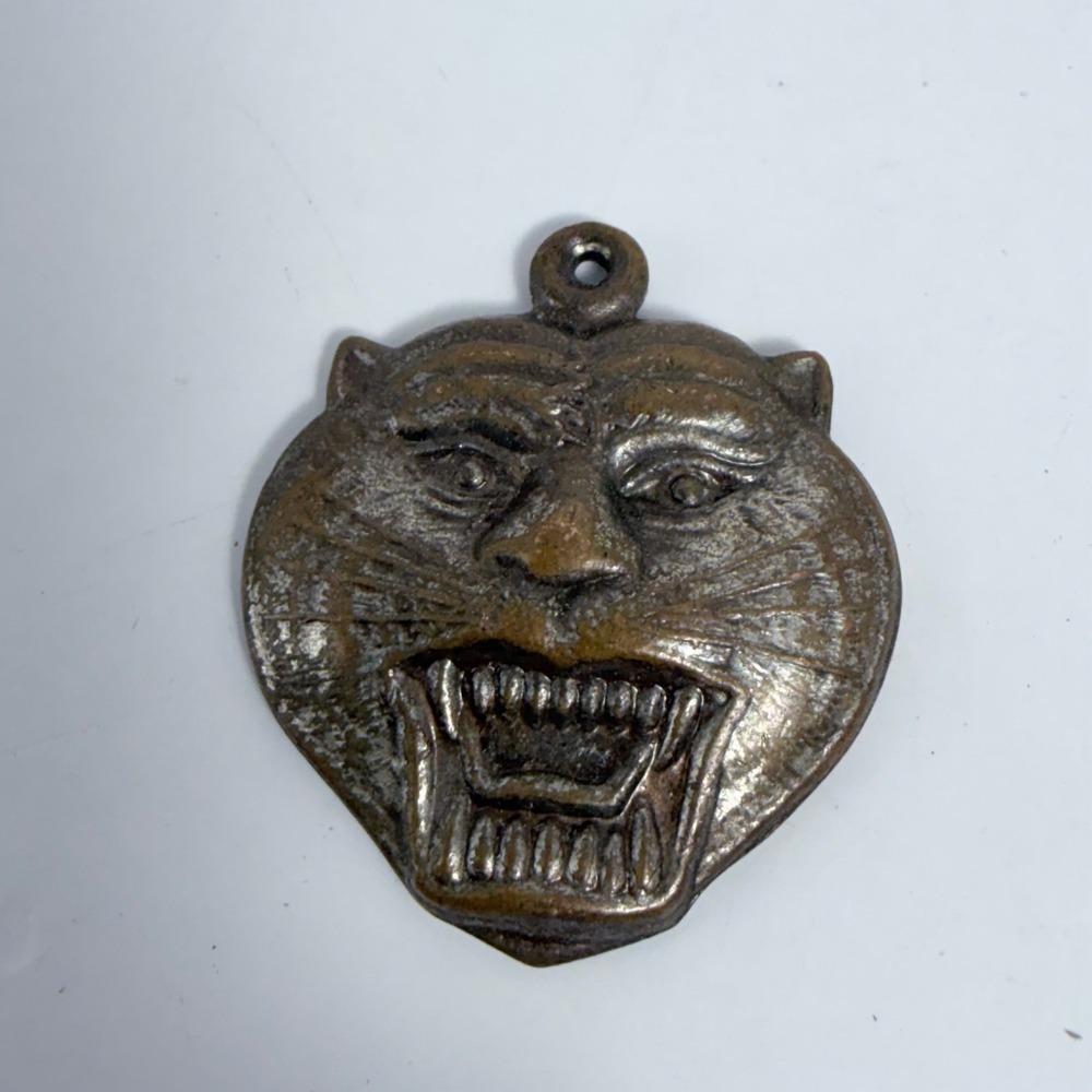 Vintage Thai Buddhist Amulet Tiger Head Luang Phor Moon Monk Bronze Pendant